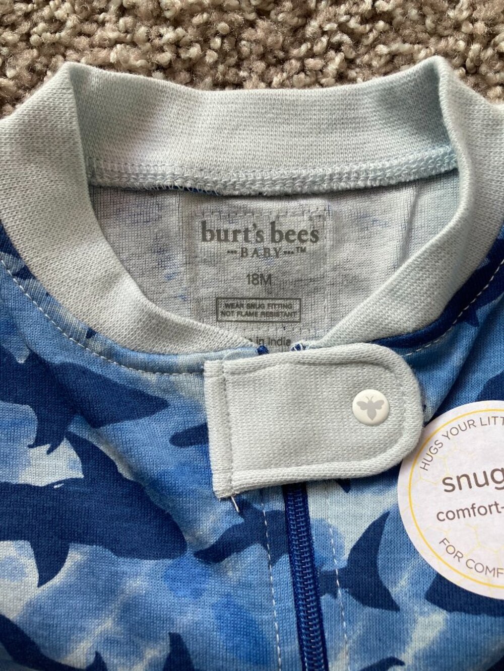 Burt's Bees Shark Pjs Size 18mo - Picture 3 of 3